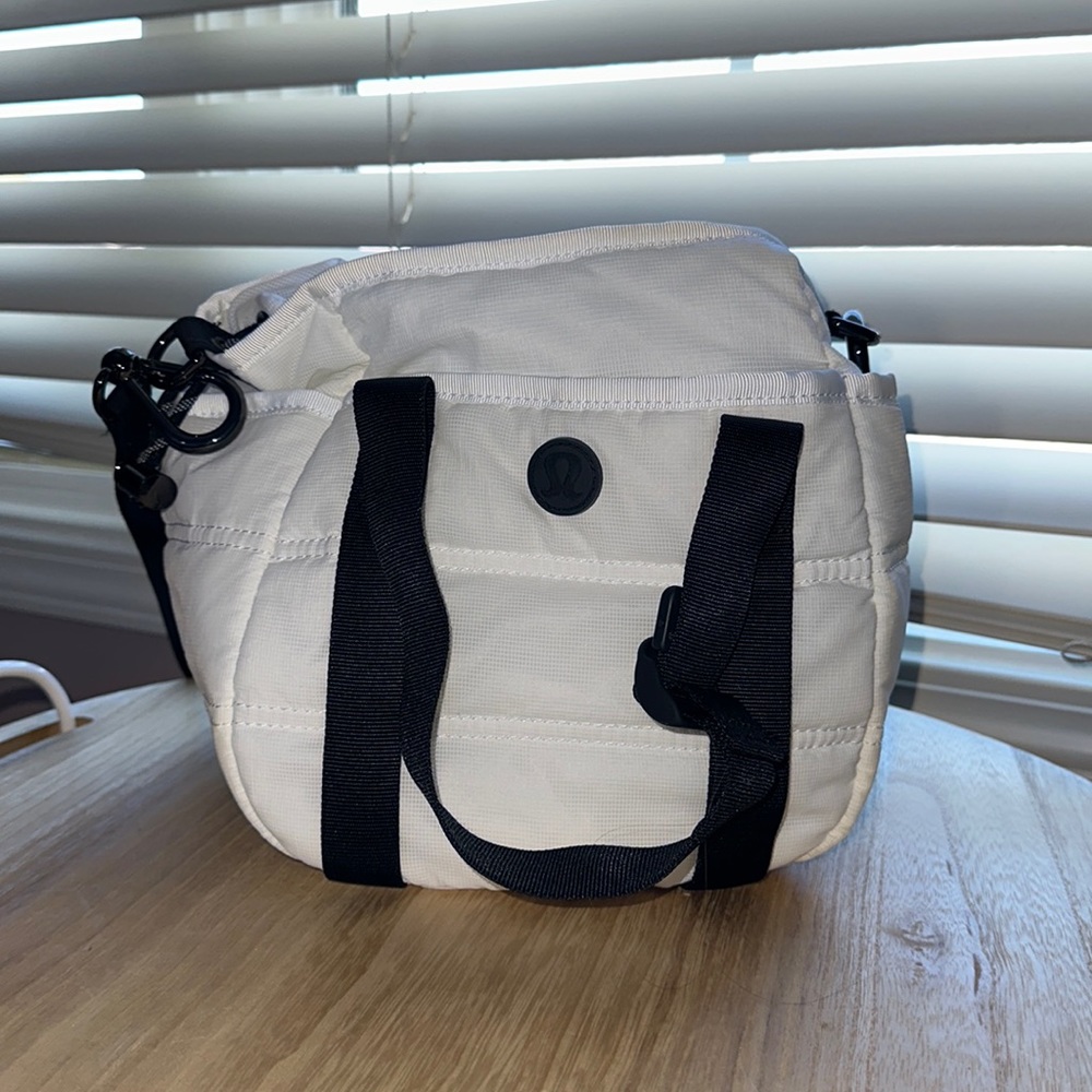 Lululemon Dash All Day Bucket Bag 6.5L